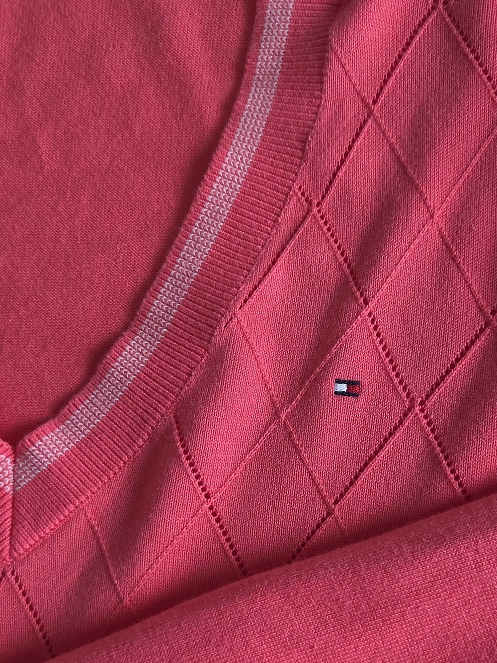 Tommy Hilfiger Women's V-Neck Coral Pink Argyle Knit Cotton Preppy Sweater XXL - Picture 4 of 9